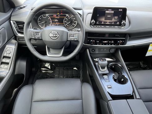 New 2026 Nissan Rogue Dark Armor FWD image 17