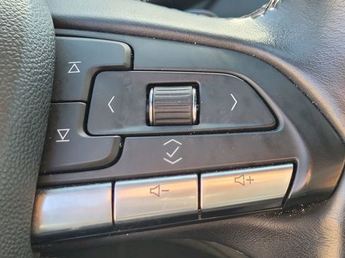 Used 2023 Cadillac XT4 Premium Luxury AWD/4WD image 25