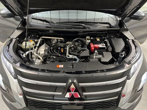 Used 2025 Mitsubishi Outlander SE AWD/4WD image 81