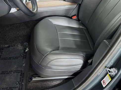 Used 2024 Land Rover Range Rover SE image 21