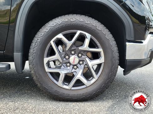 Used 2025 GMC Sierra 1500 SLT w/ SLT Premium Plus Package AWD/4WD image 11