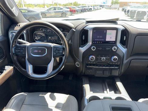 Used 2019 GMC Sierra 1500 SLT w/ SLT Premium Plus Package AWD/4WD image 28