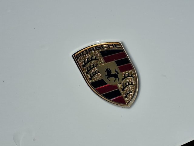 Used 2024 Porsche Cayenne AWD/4WD image 26