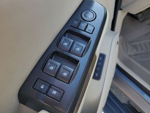 Used 2018 GMC Yukon Denali w/ Denali Ultimate Package image 24