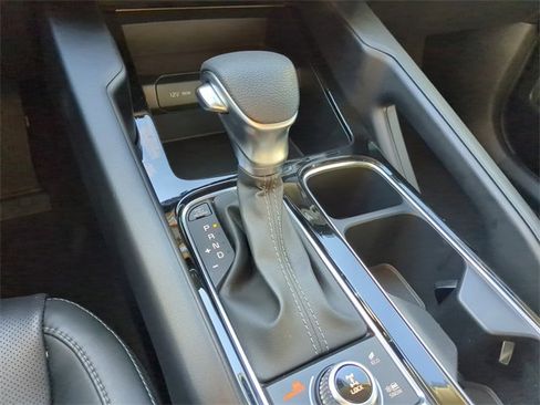 Used 2024 Kia Telluride LX image 27