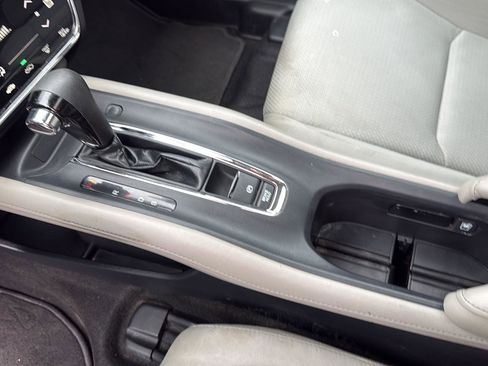 Used 2020 Honda HR-V EX image 23