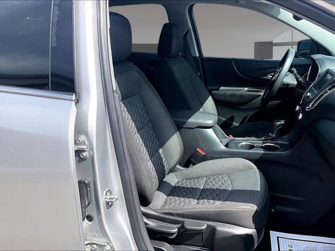 Used 2020 Chevrolet Equinox LT FWD image 7