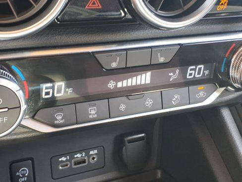 Used 2025 Nissan Sentra SR w/ Trunk Package FWD image 18