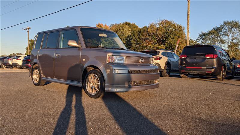 Used 2004 Scion xB FWD image 33