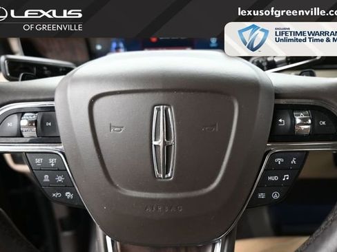 Used 2022 Lincoln Navigator Reserve AWD/4WD image 12