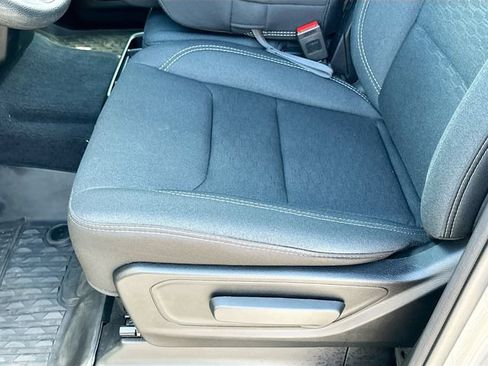 Used 2025 RAM 1500 Big Horn AWD/4WD image 19