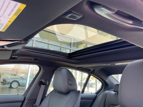 New 2026 BMW 330i Sedan w/ Convenience Package image 21