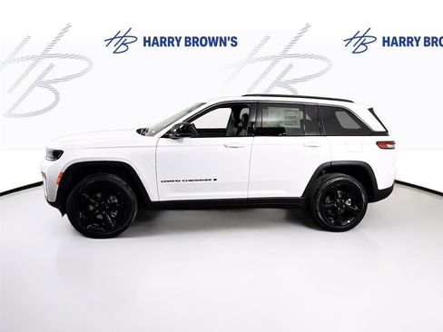 New 2026 Jeep Grand Cherokee Limited w/ Limited Altitude Package AWD/4WD image 30