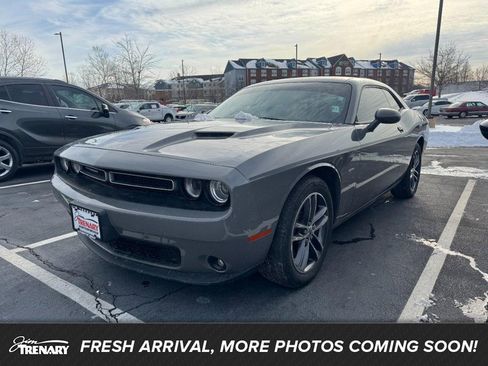 Used 2018 Dodge Challenger GT image 1