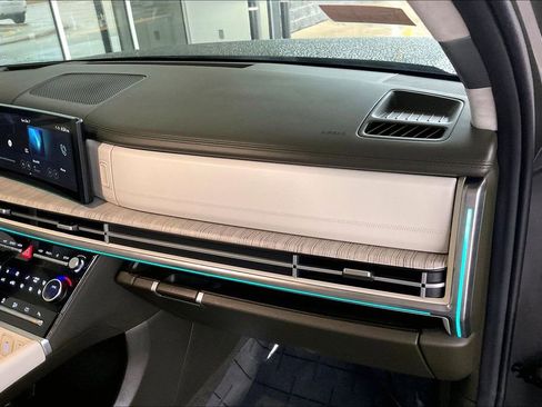 Used 2025 Hyundai Santa Fe Calligraphy image 15