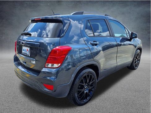 Used 2021 Chevrolet Trax LT w/ Sport Edition FWD image 8