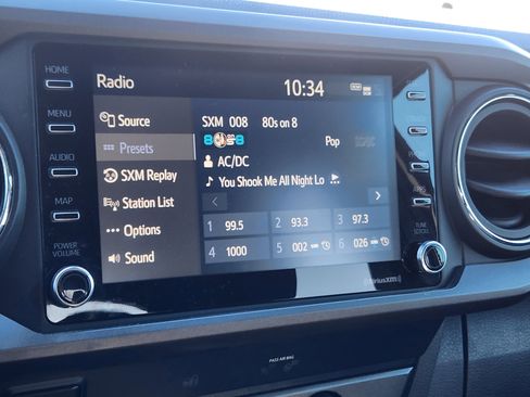 Used 2020 Toyota Tacoma TRD Off-Road image 21