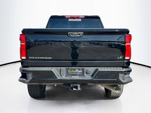 Used 2025 Chevrolet Silverado 2500 LT w/ Z71 Chrome Sport Edition image 7