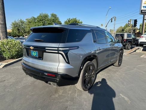 Certified 2026 Chevrolet Traverse High Country FWD image 7