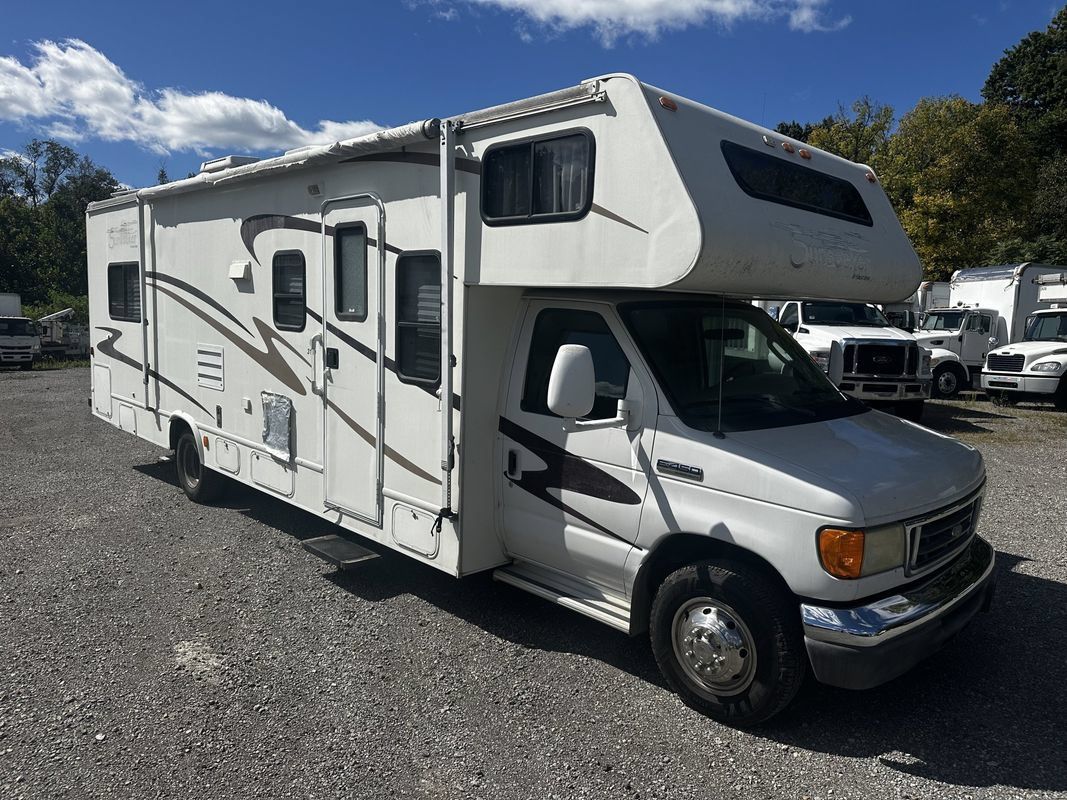 Used 2006 Ford E-450 and Econoline 450 RWD image 1
