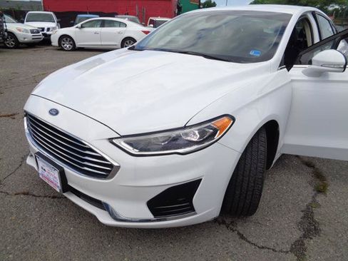 Used 2020 Ford Fusion SEL FWD image 28