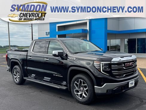 Used 2024 GMC Sierra 1500 SLT w/ SLT Convenience Package AWD/4WD image 1