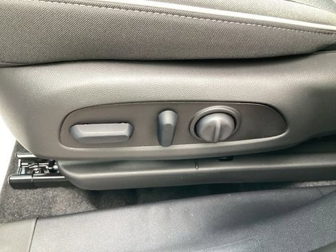 New 2026 Chevrolet TrailBlazer LT w/ Convenience Package image 24