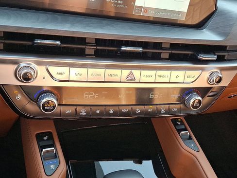 Used 2023 Kia Telluride EX X-Line AWD/4WD image 29