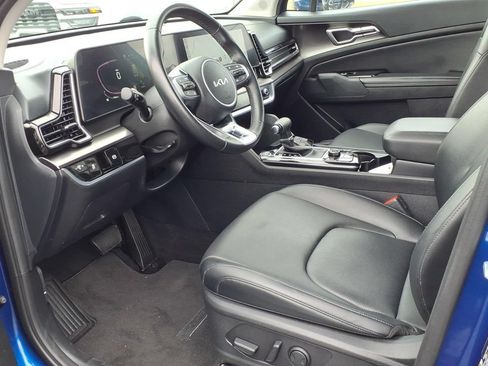 Used 2024 Kia Sportage EX AWD/4WD image 14