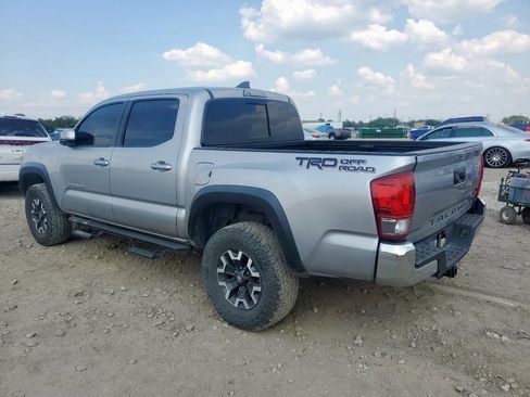 Used 2017 Toyota Tacoma TRD Off-Road w/ Tow Package image 3
