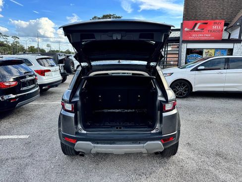Used 2016 Land Rover Range Rover Evoque SE image 5