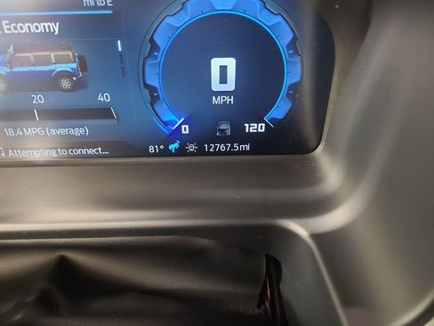 Used 2025 Ford Bronco Badlands image 10