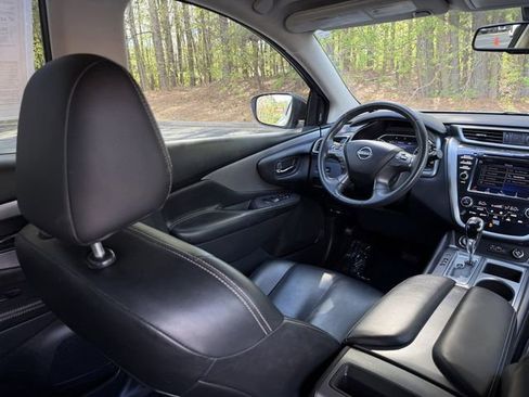 Used 2023 Nissan Murano SV AWD/4WD image 40