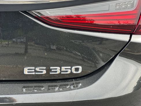 Certified 2022 Lexus ES 350 w/ Premium Package image 37