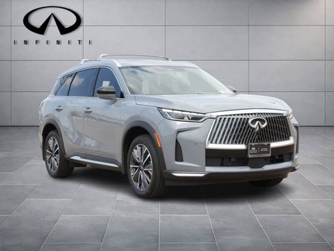 Certified 2026 INFINITI QX60 Luxe w/ Cargo Package FWD image 3