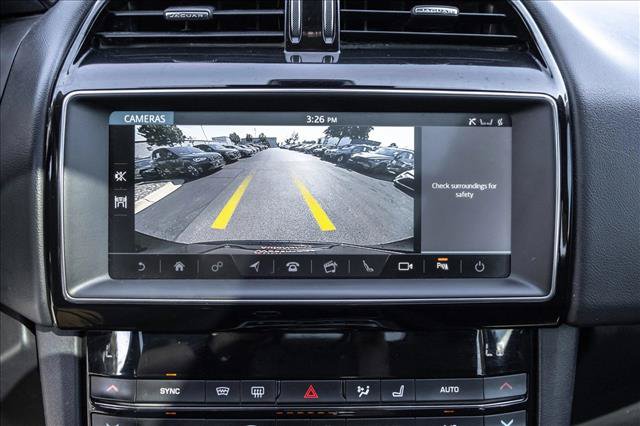 Used 2020 Jaguar F-PACE Premium AWD/4WD image 17