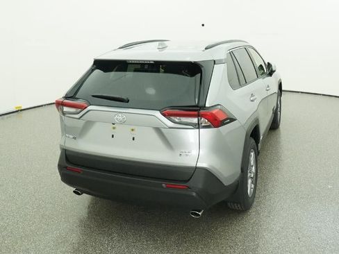 New 2025 Toyota RAV4 XLE image 30