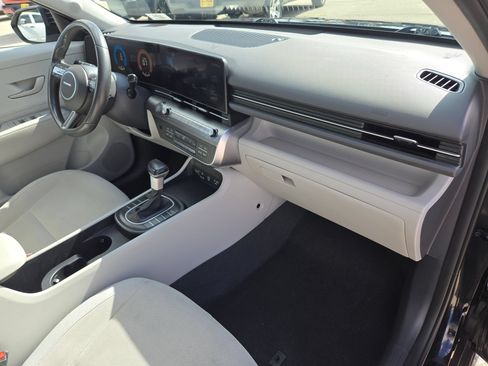 Used 2024 Hyundai Kona SEL FWD image 27