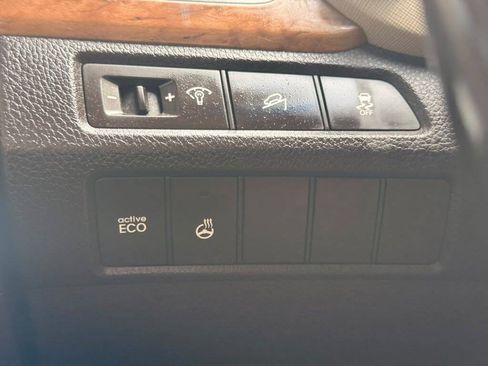 Used 2013 Hyundai Santa Fe GLS FWD image 18