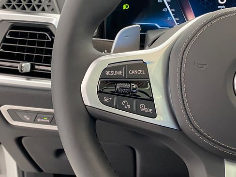 New 2026 BMW X7 xDrive40i w/ Executive Package image 17