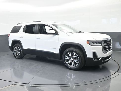 Used 2022 GMC Acadia SLE w/ Driver Convenience Package image 8