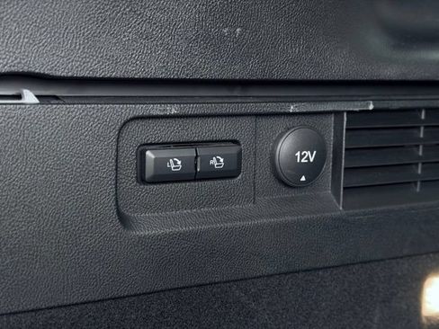 Used 2022 Lincoln Nautilus Reserve AWD/4WD image 13