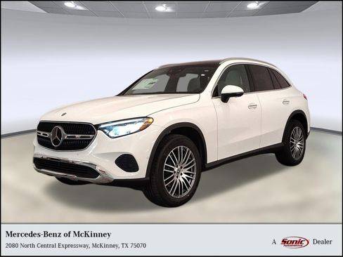 Used 2026 Mercedes-Benz GLC 300 image 1