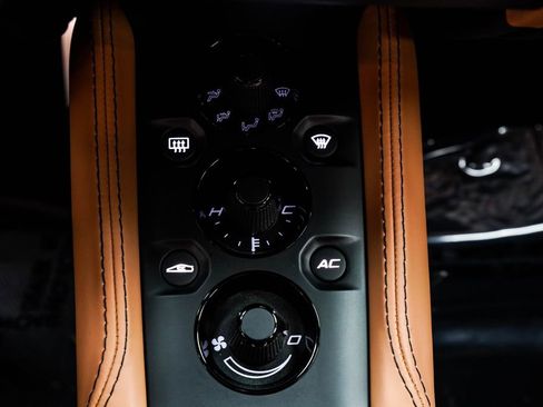 Used 2020 Lotus Evora RWD image 23