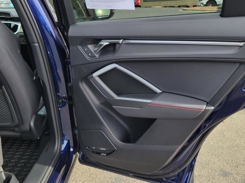 Used 2025 Audi Q3 2.0T Premium Plus w/ Premium Plus Package image 44