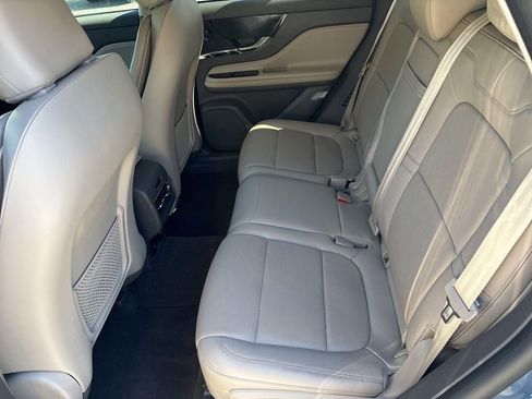 Used 2023 Lincoln Corsair Reserve w/ Equipment Group 202A image 9