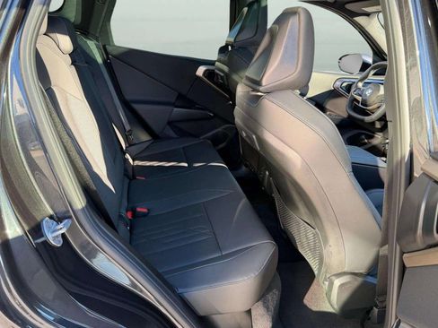 Used 2025 BMW X3 xDrive30i image 28