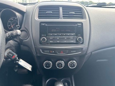 Used 2017 Mitsubishi Outlander Sport ES FWD image 12