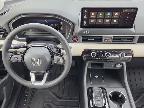 New 2026 Honda Pilot Touring image 30