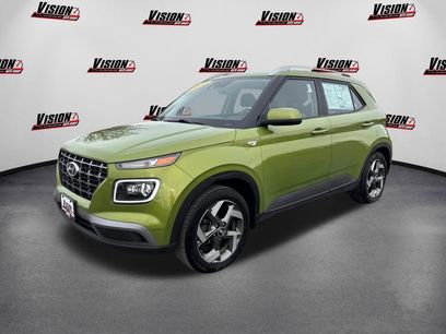 Used 2020 Hyundai Venue SEL w/ Convenience + Premium Package